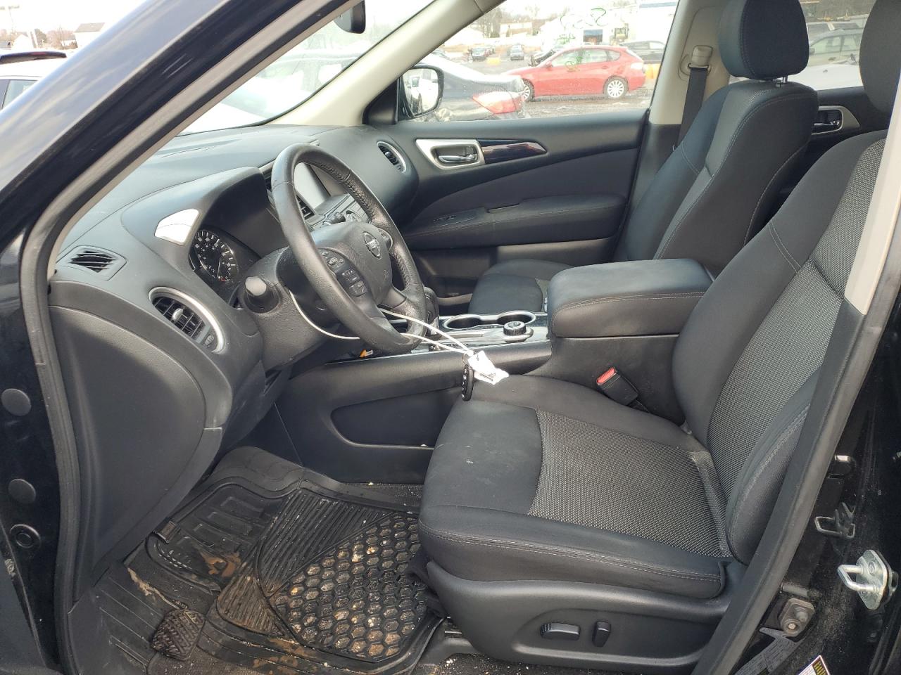 2017 Nissan Pathfinder - Image 7