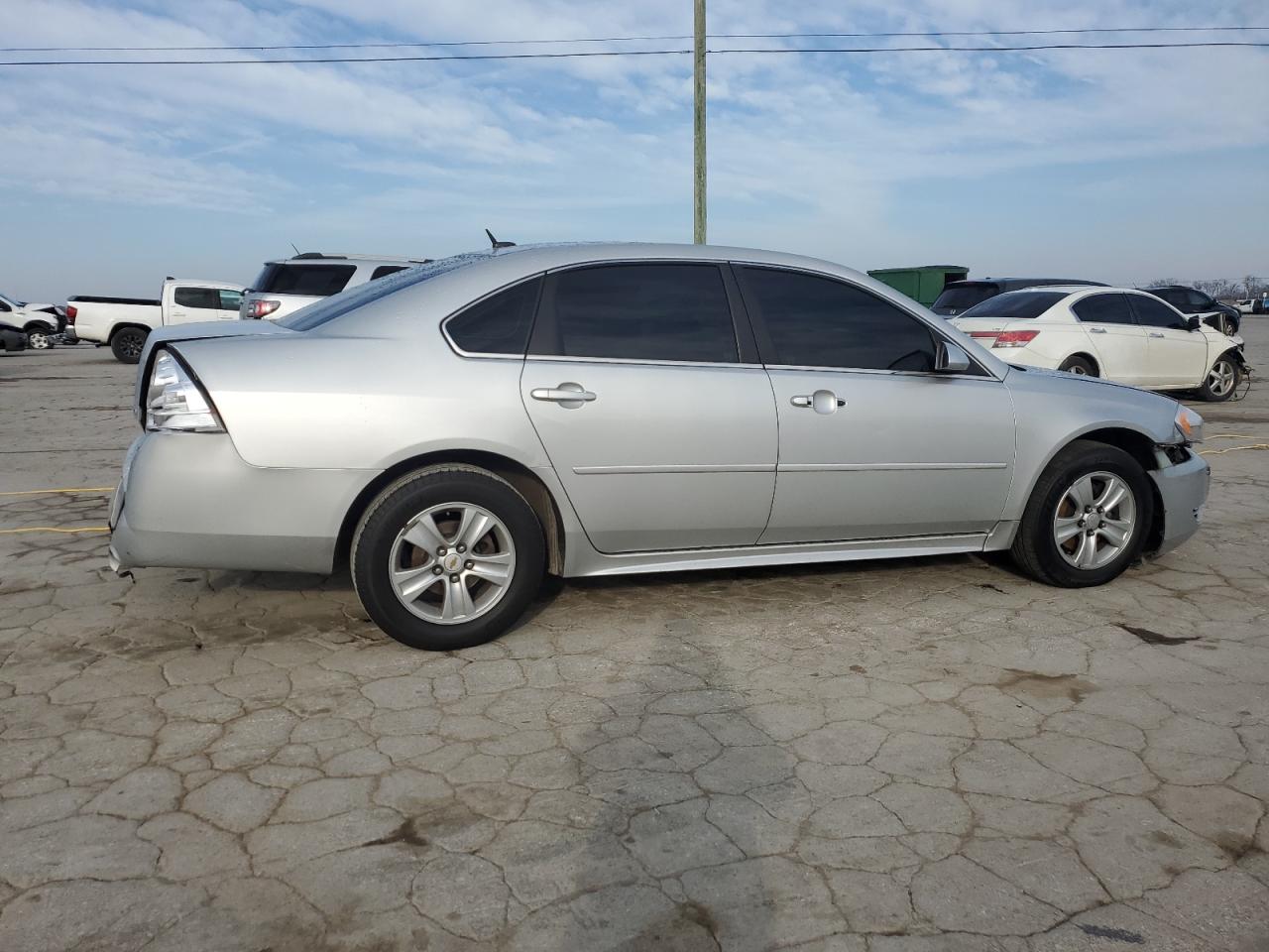 2015 Chevrolet Impala - Image 3