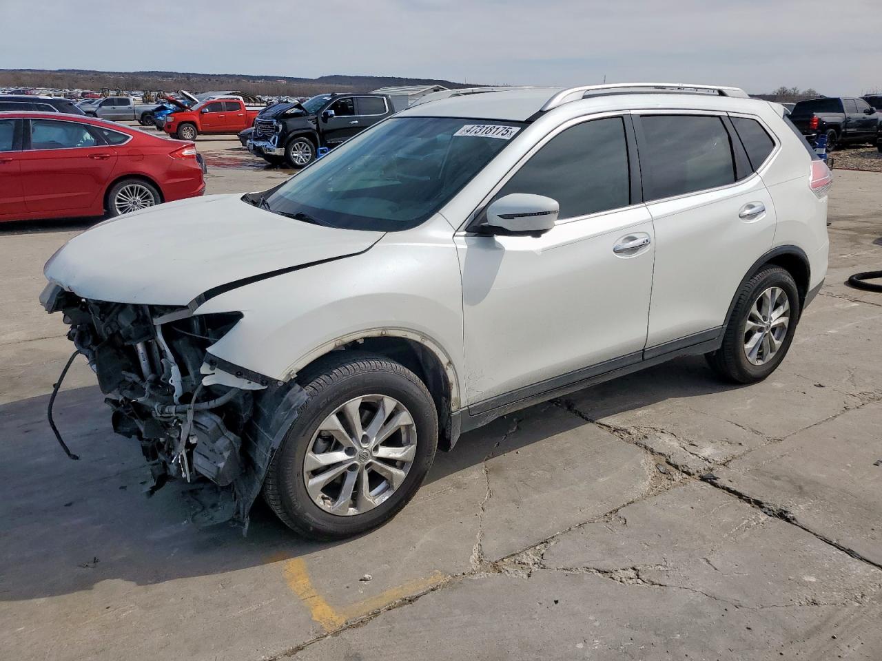 2016 Nissan Rogue - Image 1