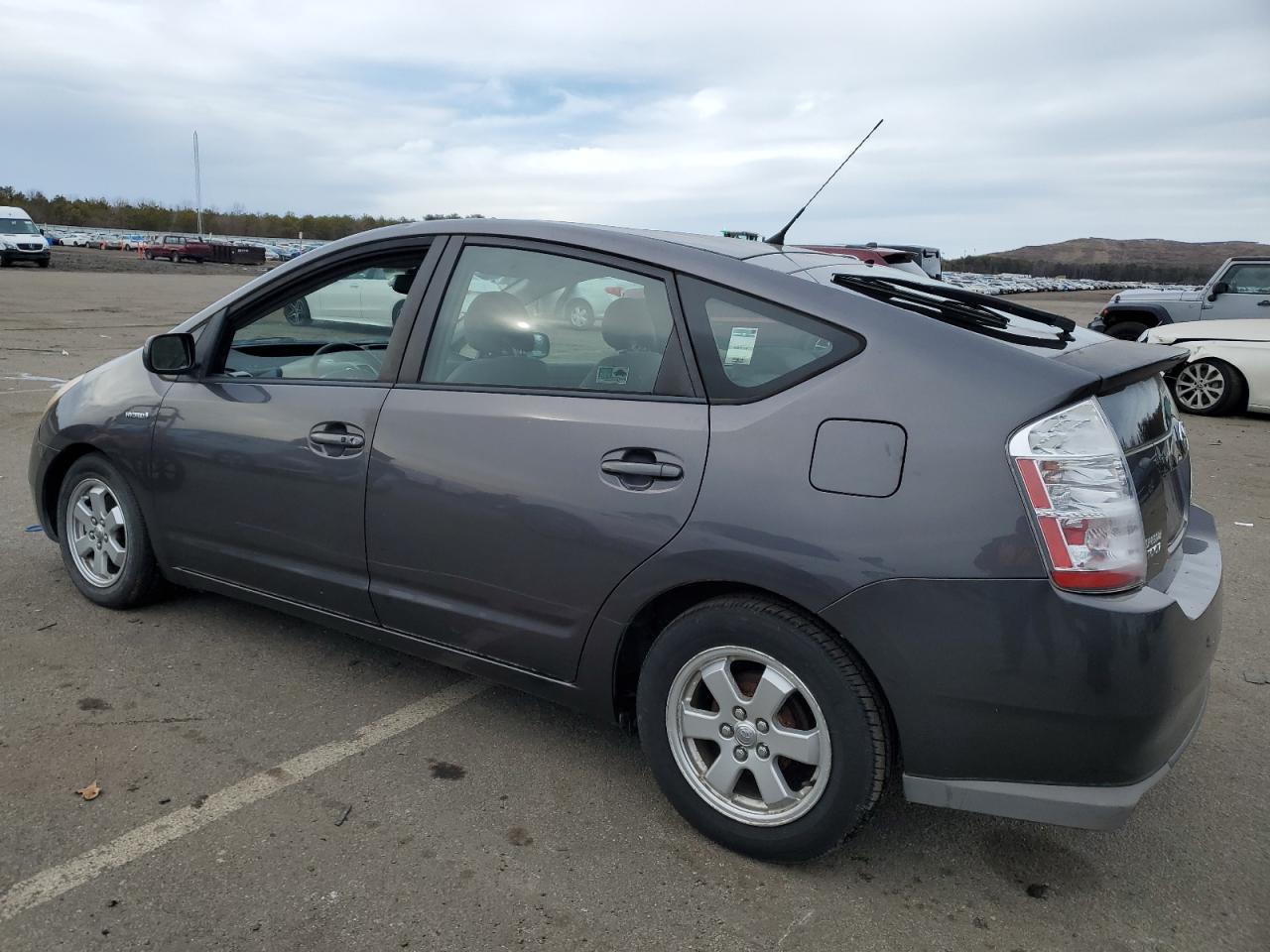 2009 Toyota Prius - Image 2
