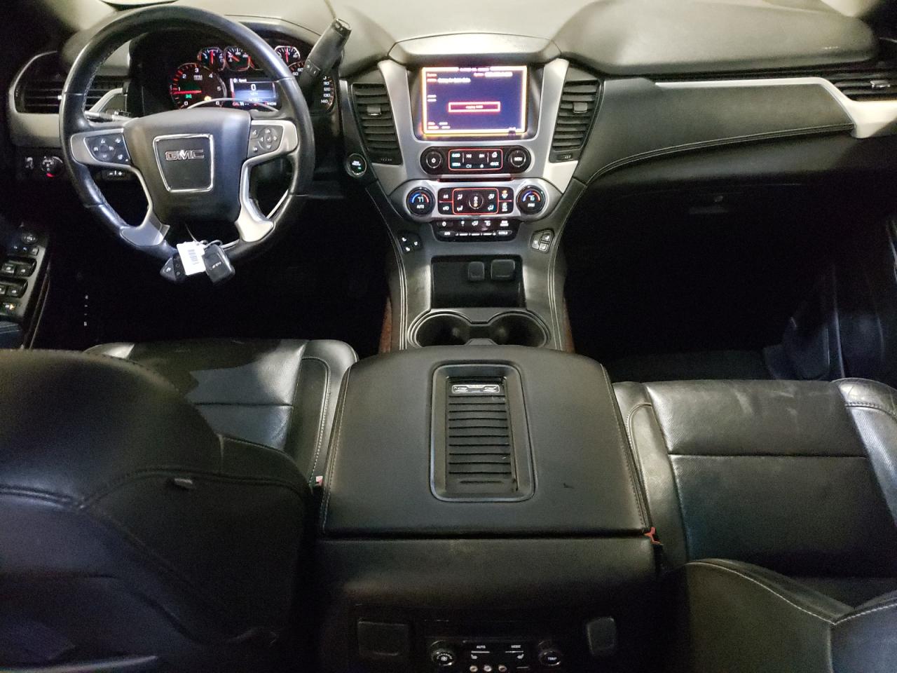 2016 GMC Yukon - Image 8
