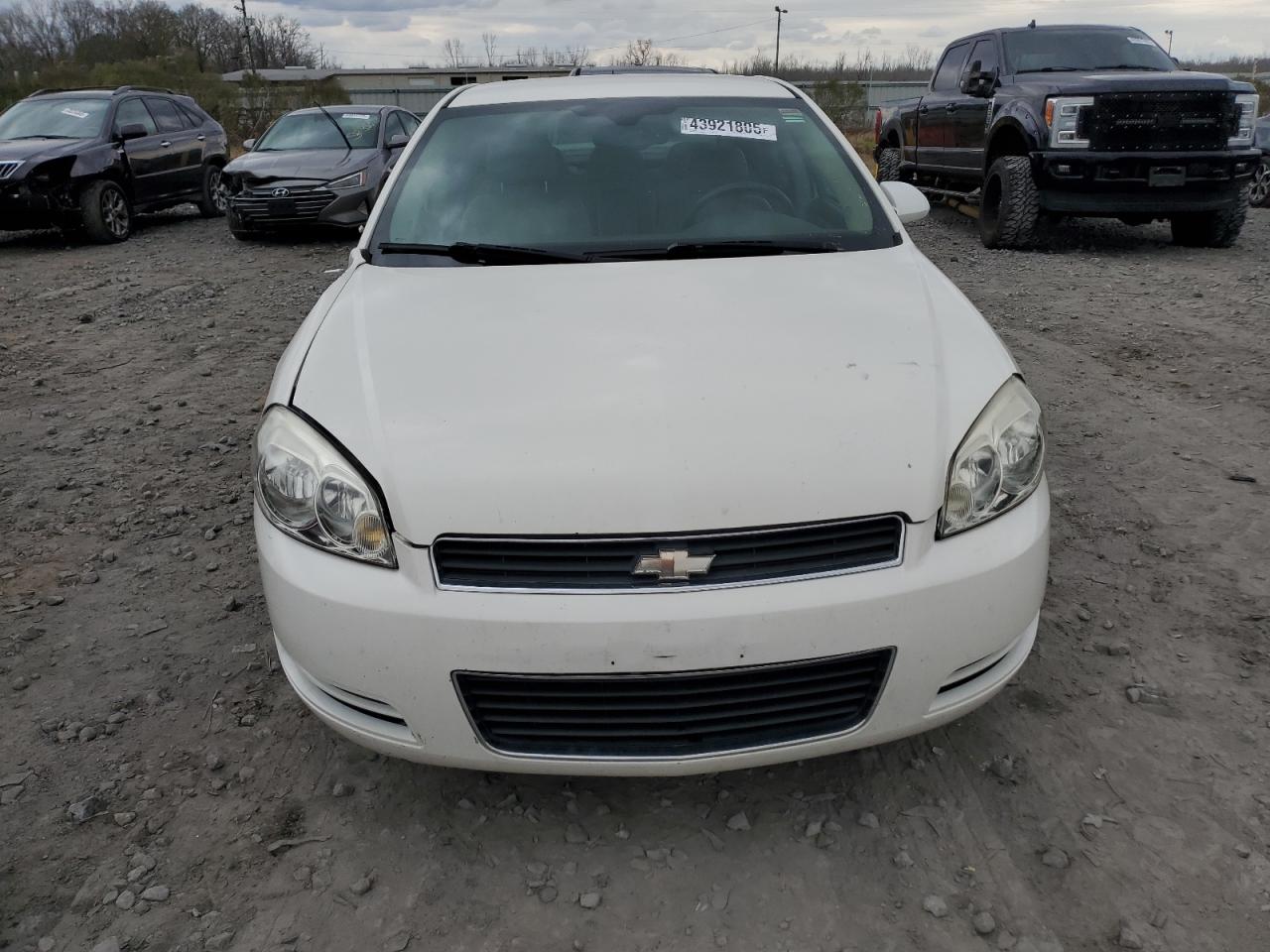 2008 Chevrolet Impala - Image 5