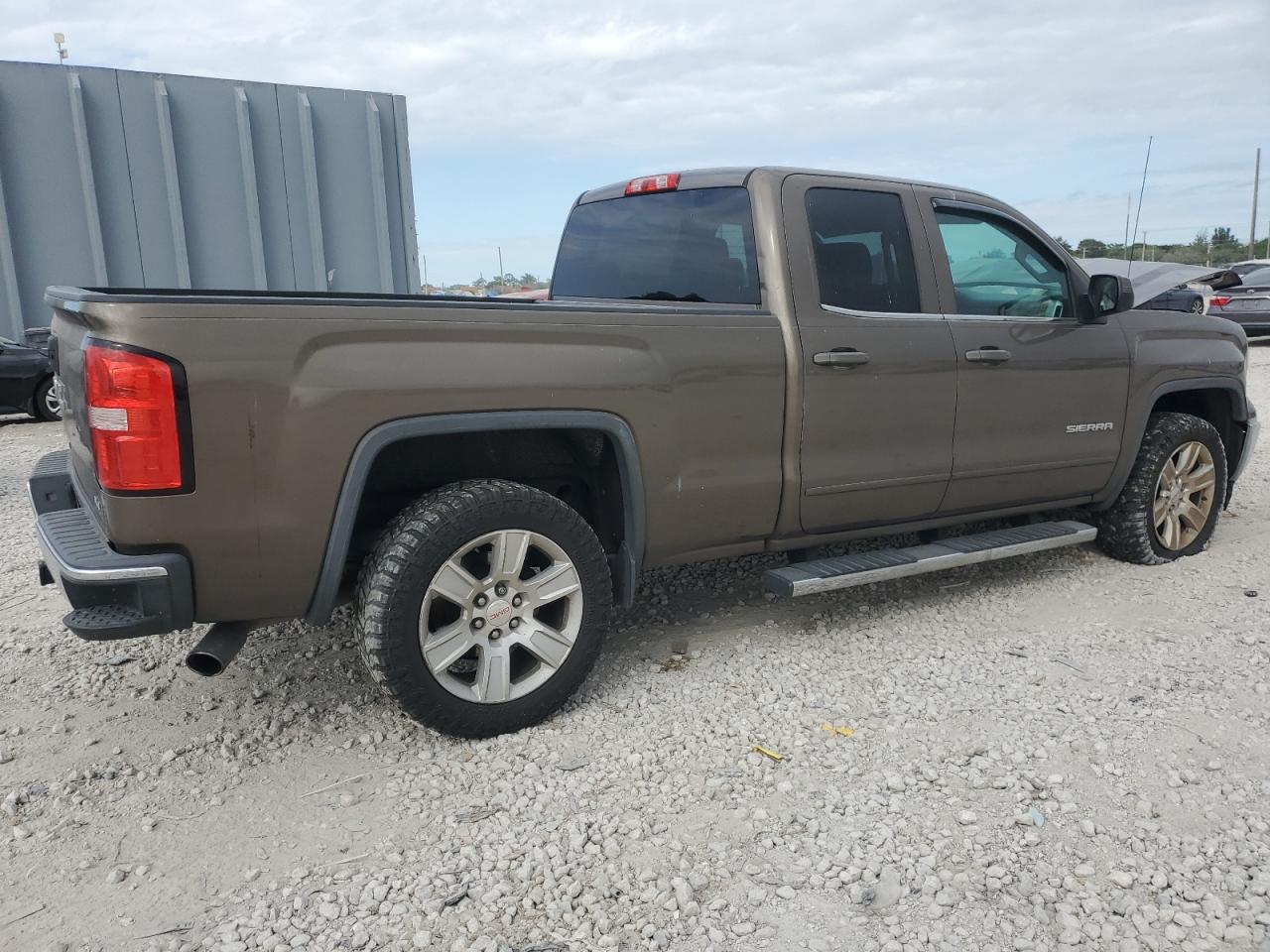 2014 GMC Sierra - Image 3