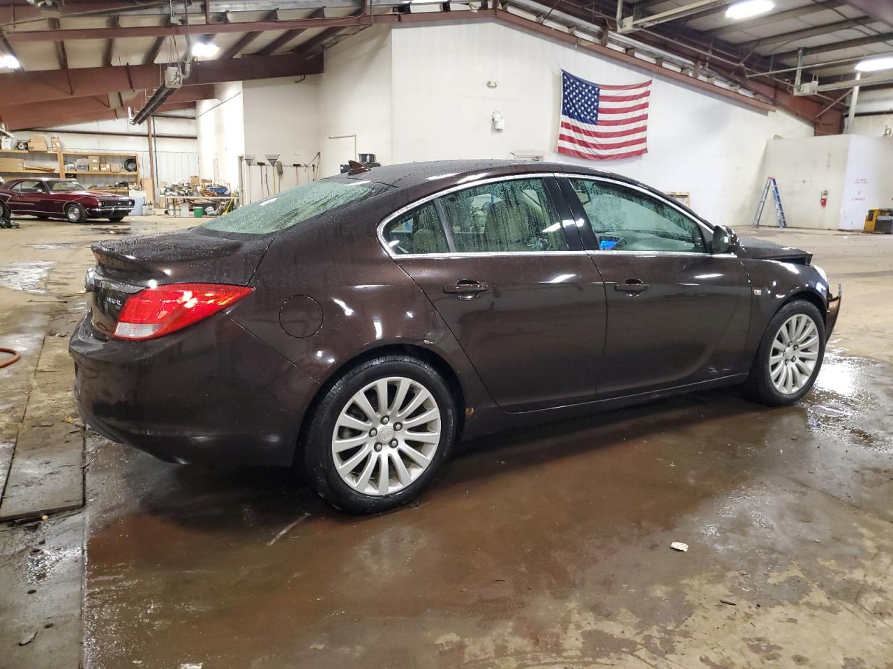 2011 Buick Regal - Image 3