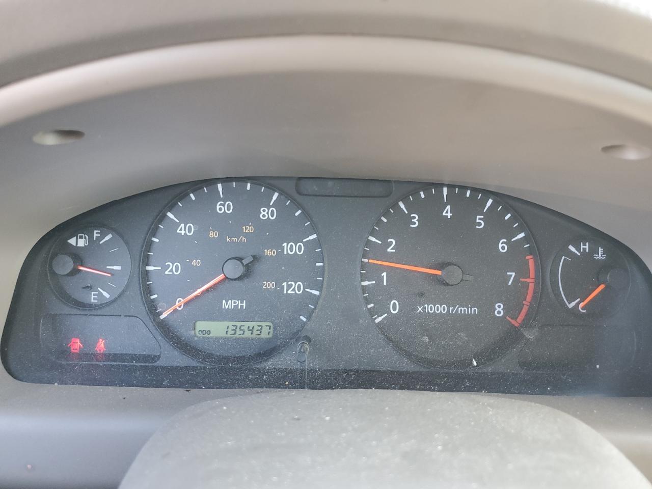 2004 Nissan Sentra - Image 9