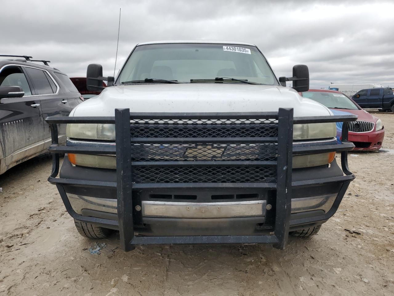 2002 Chevrolet Silverado - Image 5