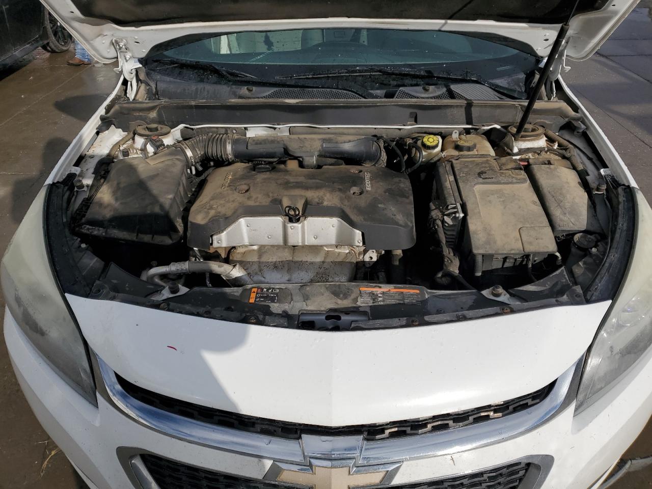 2015 Chevrolet Malibu - Image 11