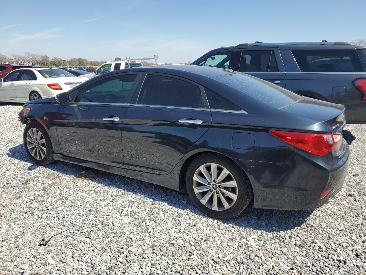 2014 Hyundai Sonata - Image 2