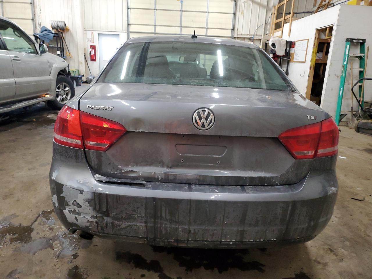 2015 Volkswagen Passat - Image 6