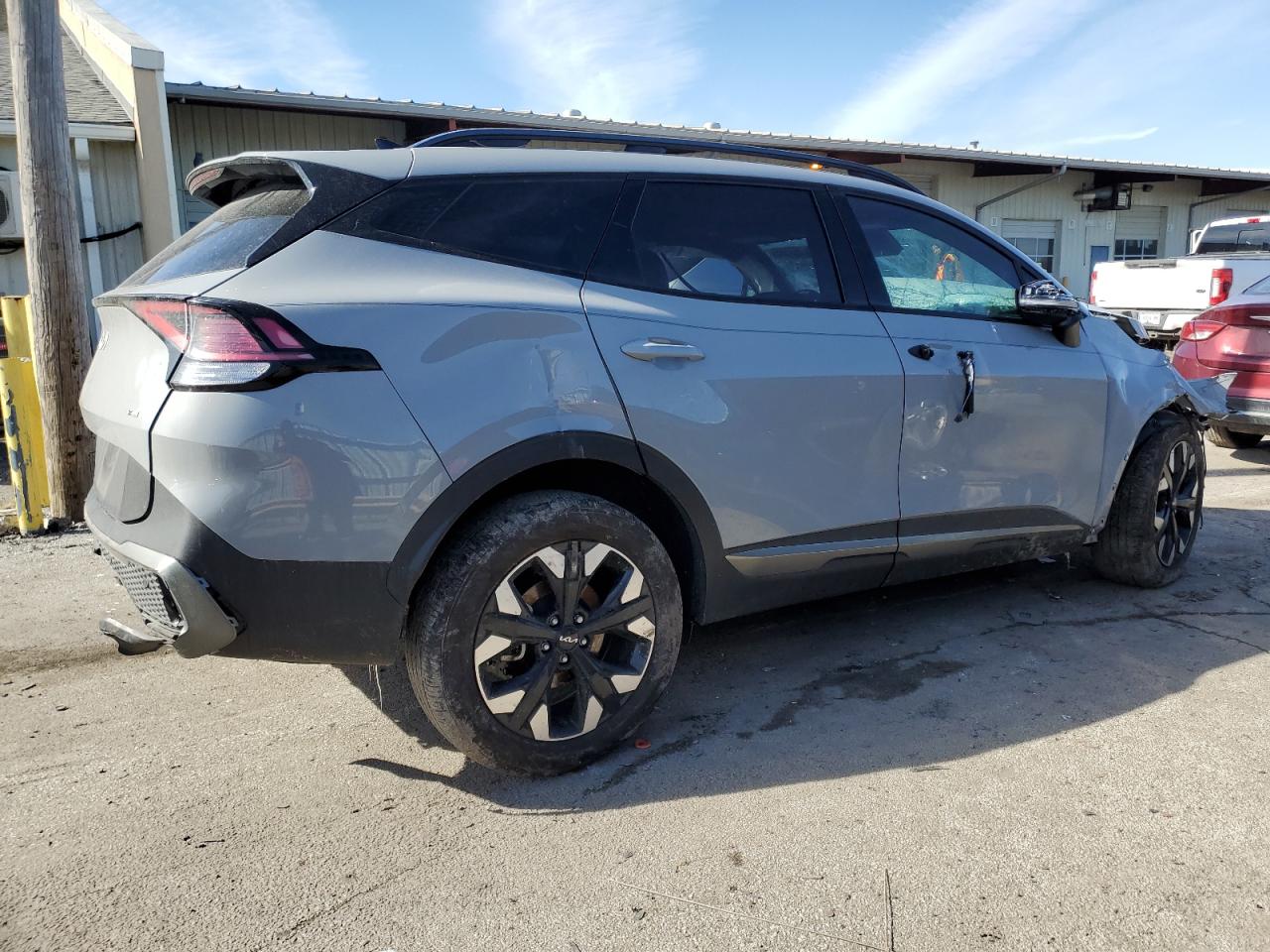 2024 Kia Sportage - Image 3
