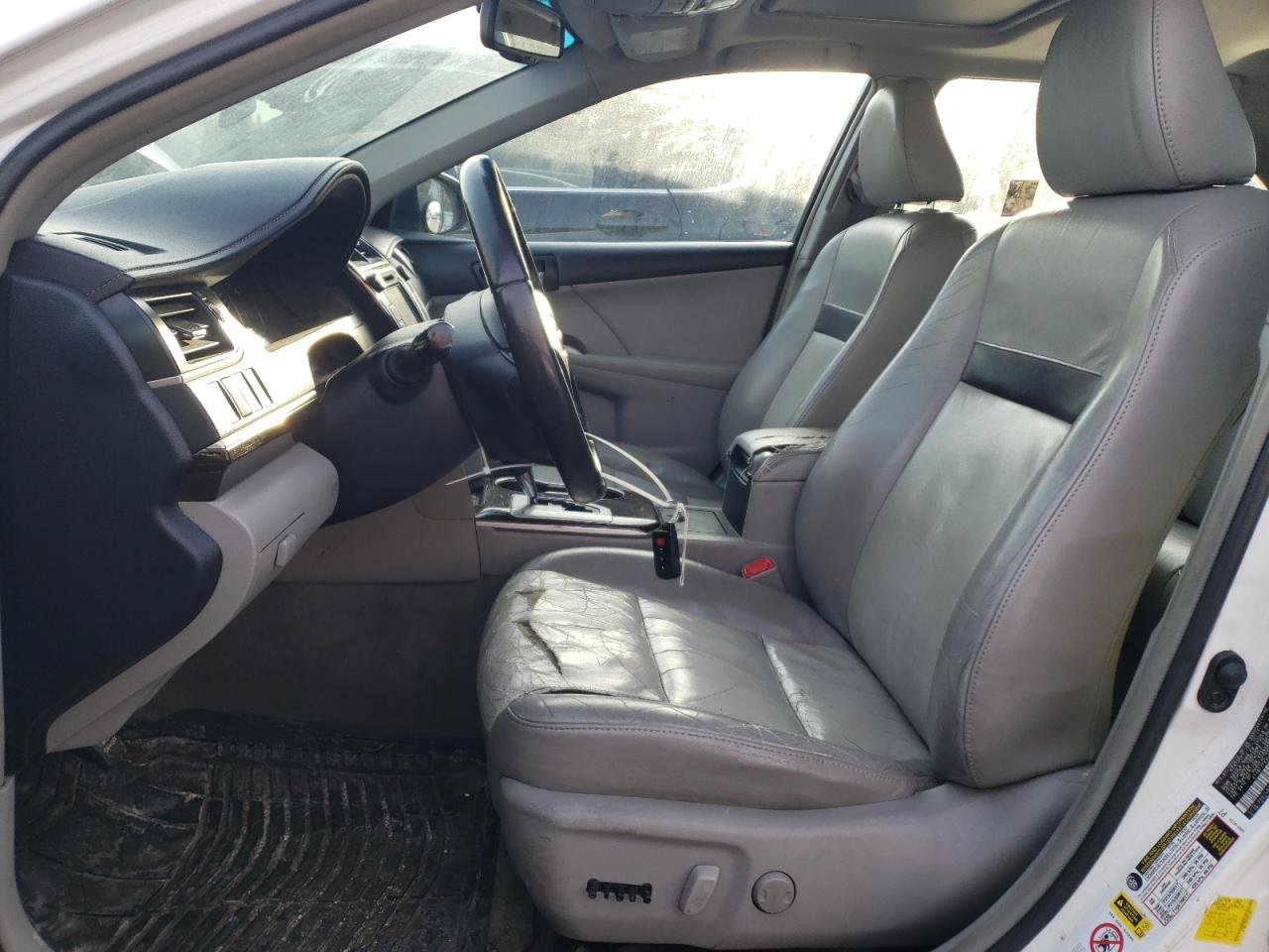 2012 Toyota Camry - Image 7