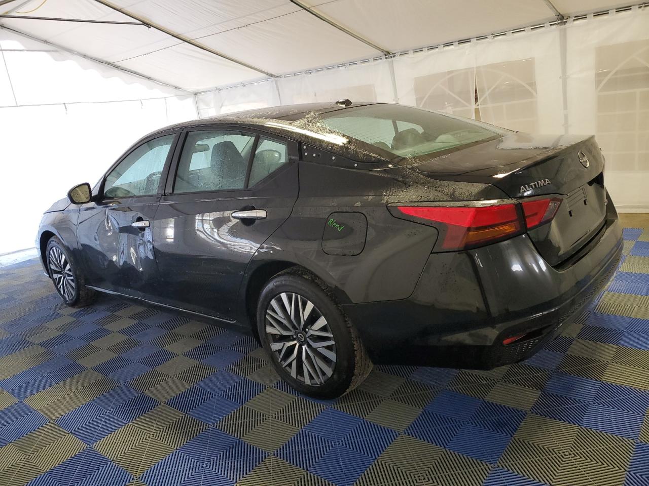 2024 Nissan Altima - Image 2