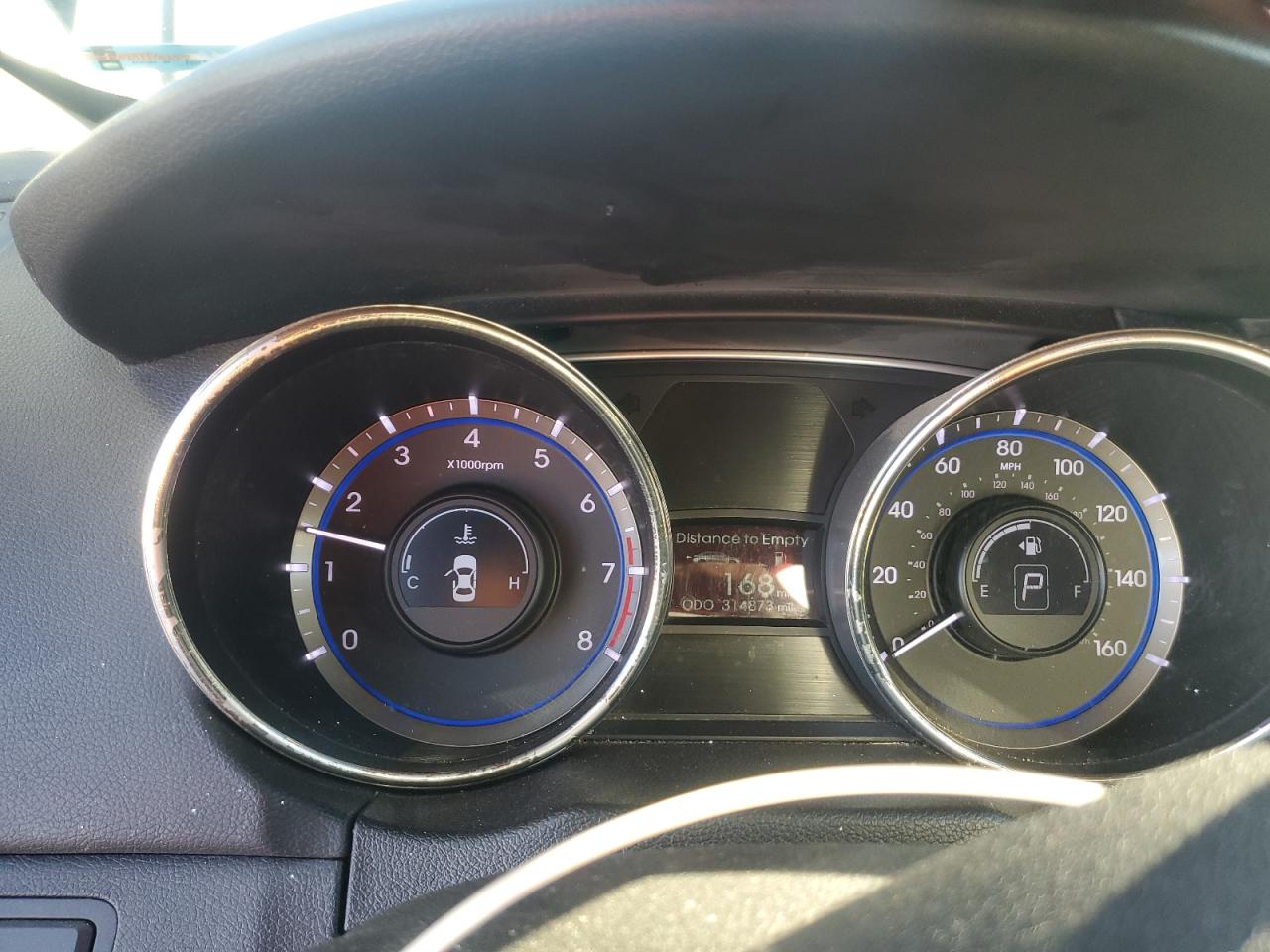 2011 Hyundai Sonata - Image 9