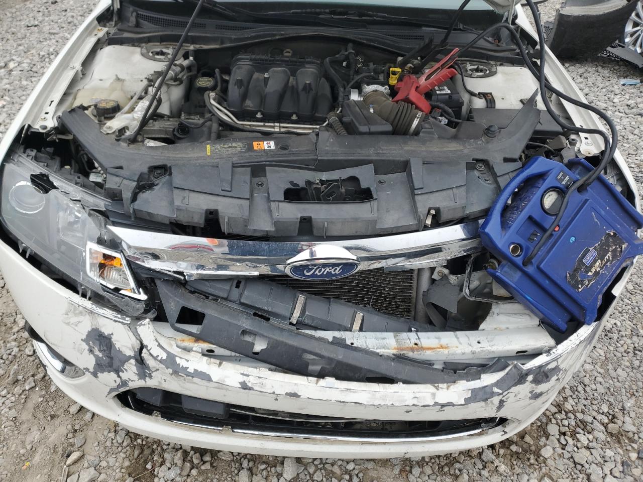 2012 Ford Fusion - Image 12