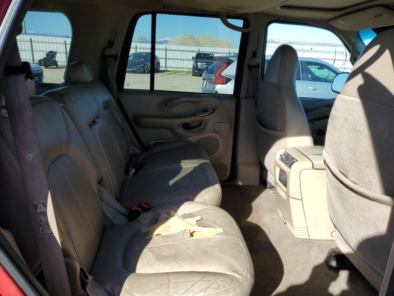 2001 Ford Expedition - Image 11