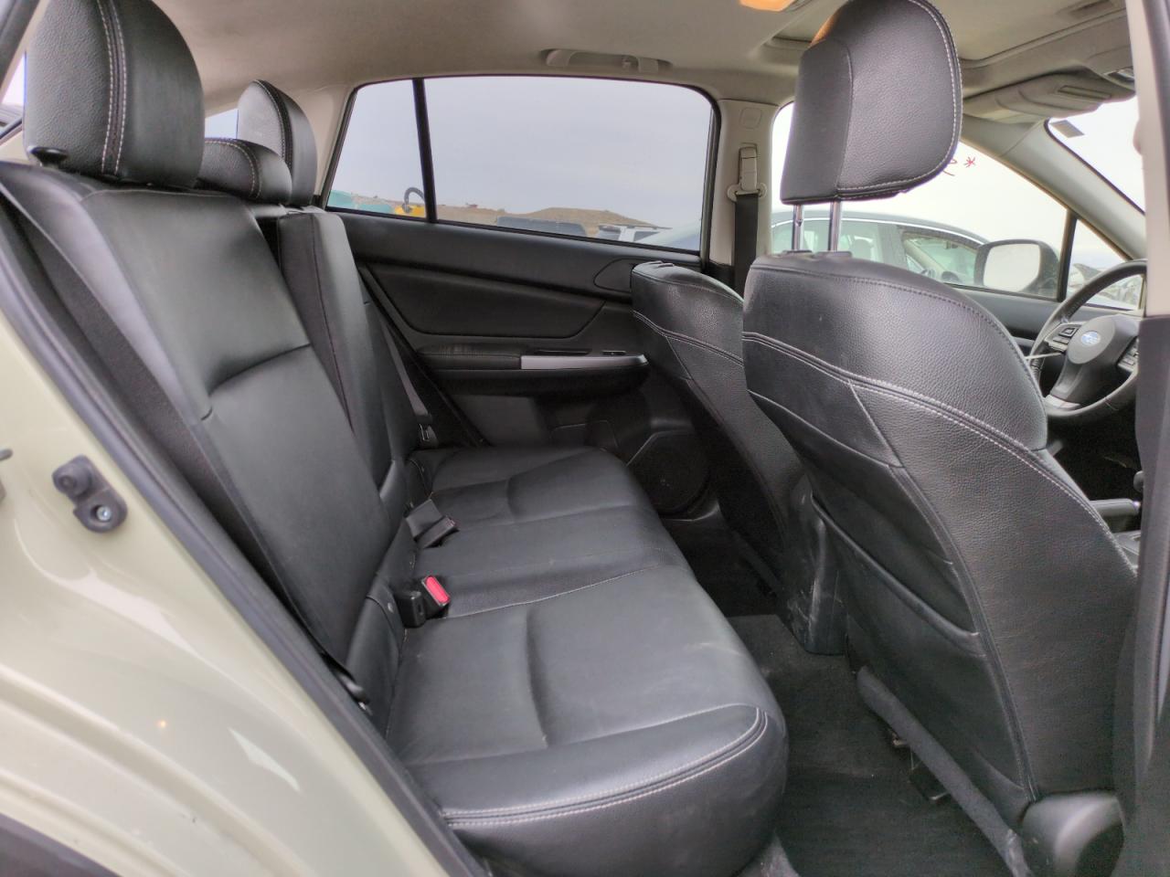 2015 Subaru XV - Image 10