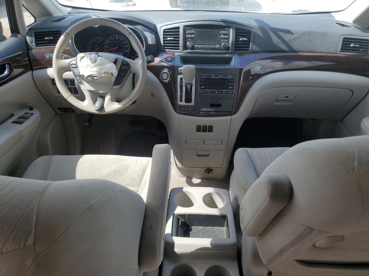 2014 Nissan Quest - Image 8