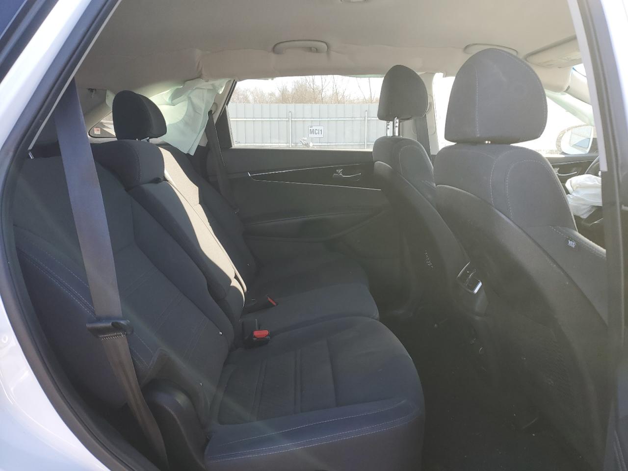2018 Kia Sorento - Image 11
