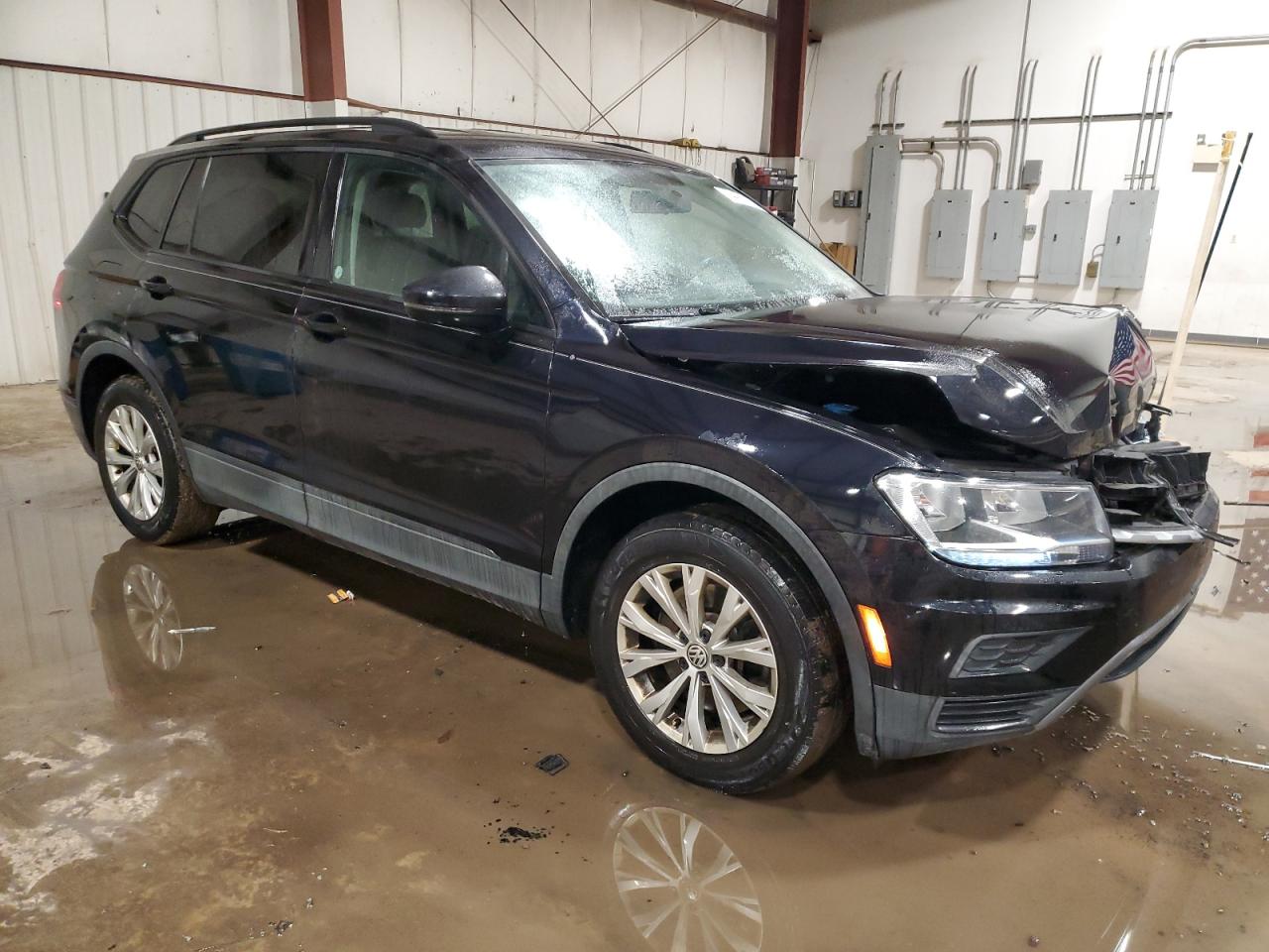 2018 Volkswagen Tiguan - Image 4