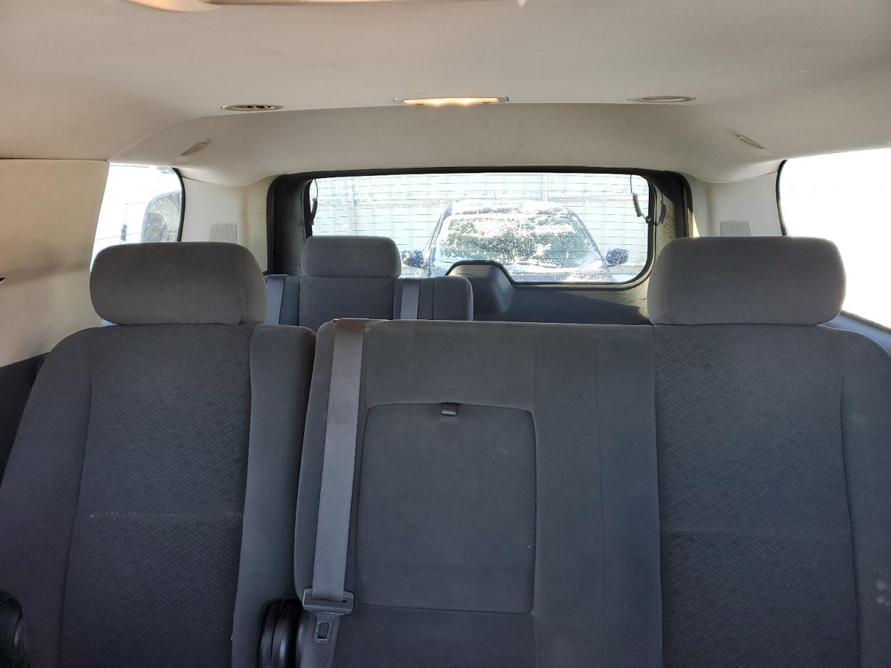 2007 GMC Yukon - Image 10