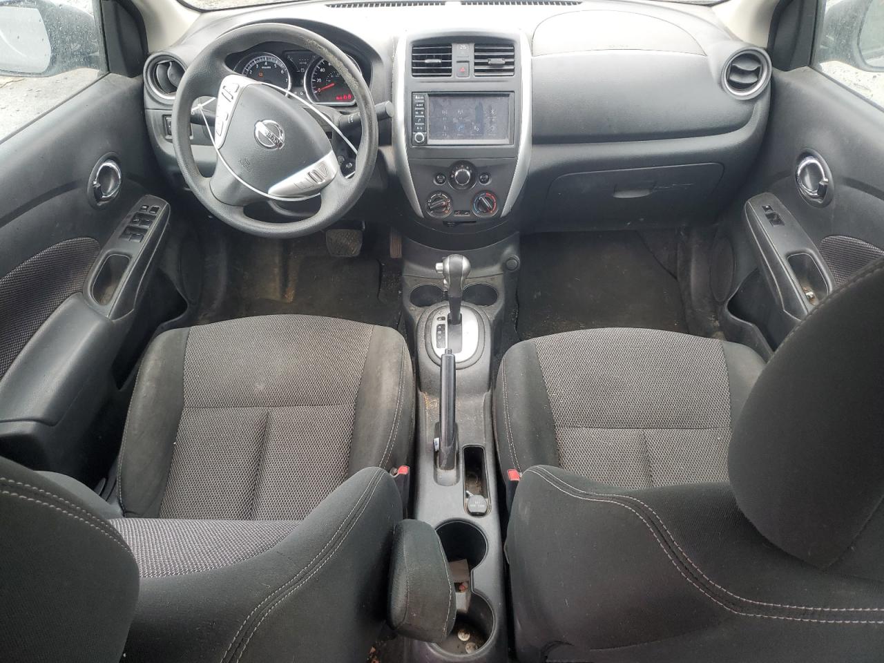 3N1CN7AP1KL831549 NISSAN VERSA 2019