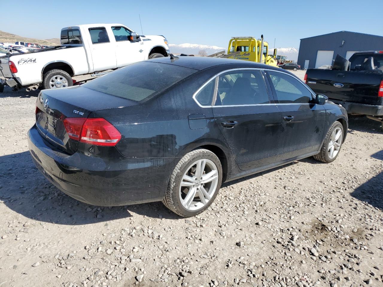 2014 Volkswagen Passat - Image 3