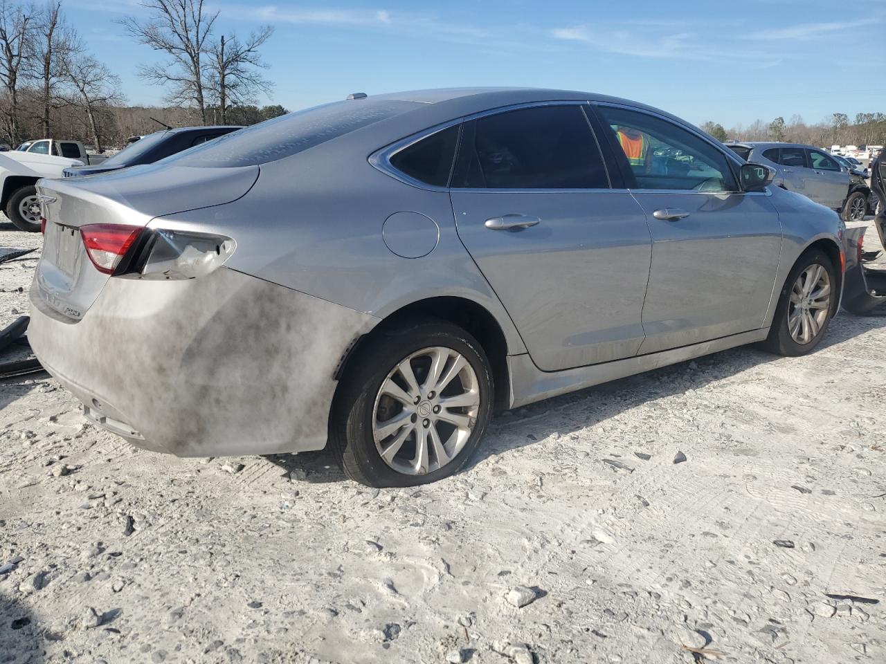 2015 Chrysler 200 - Image 3