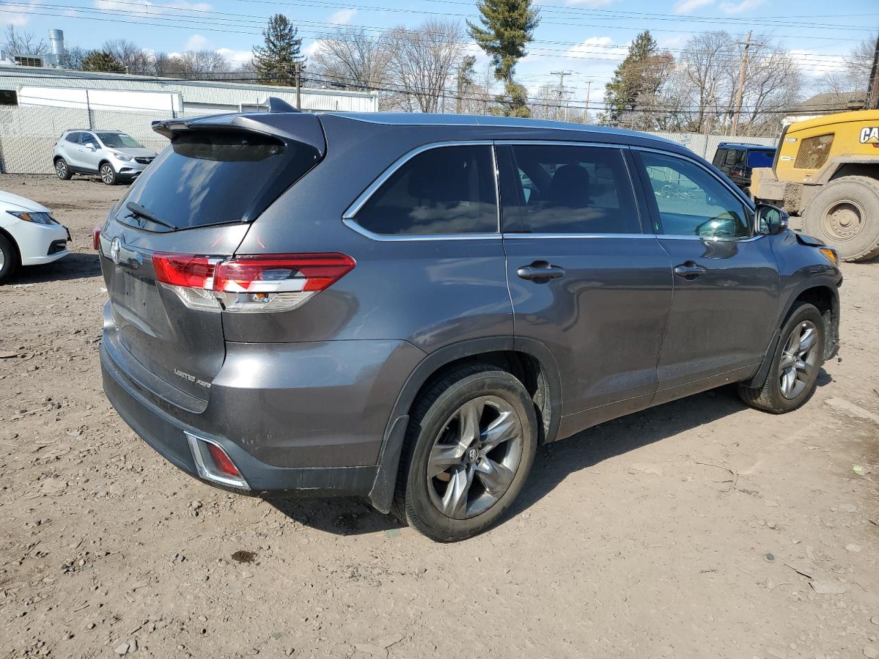 5TDDZRFH7JS874059 TOYOTA HIGHLANDER 2018