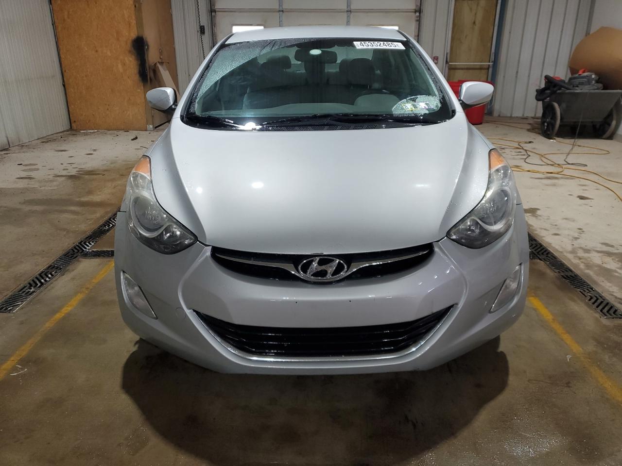 2013 Hyundai Elantra - Image 5