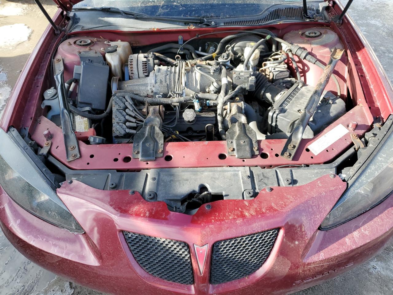 2004 Pontiac Grand Prix - Image 11