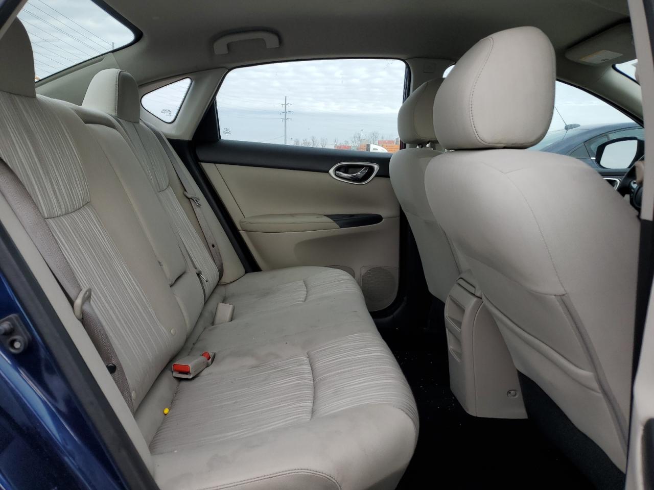 2017 Nissan Sentra - Image 10