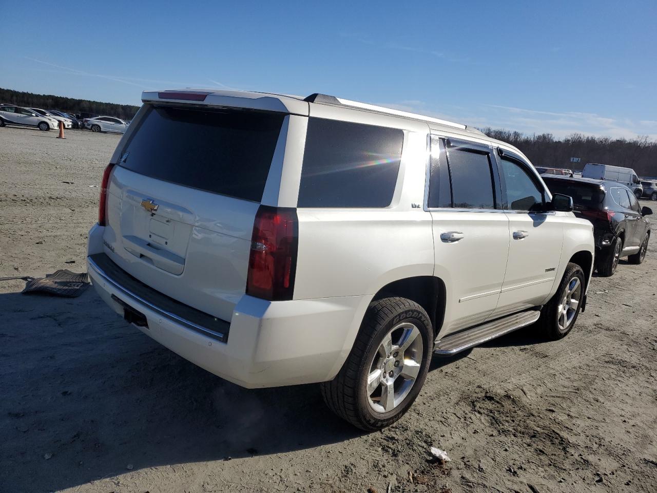 2015 Chevrolet Tahoe - Image 3