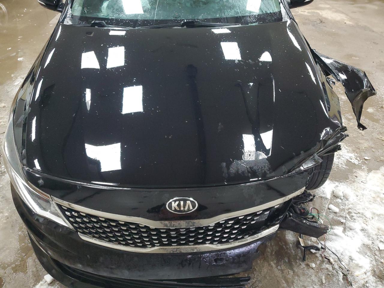 2016 Kia Optima - Image 11