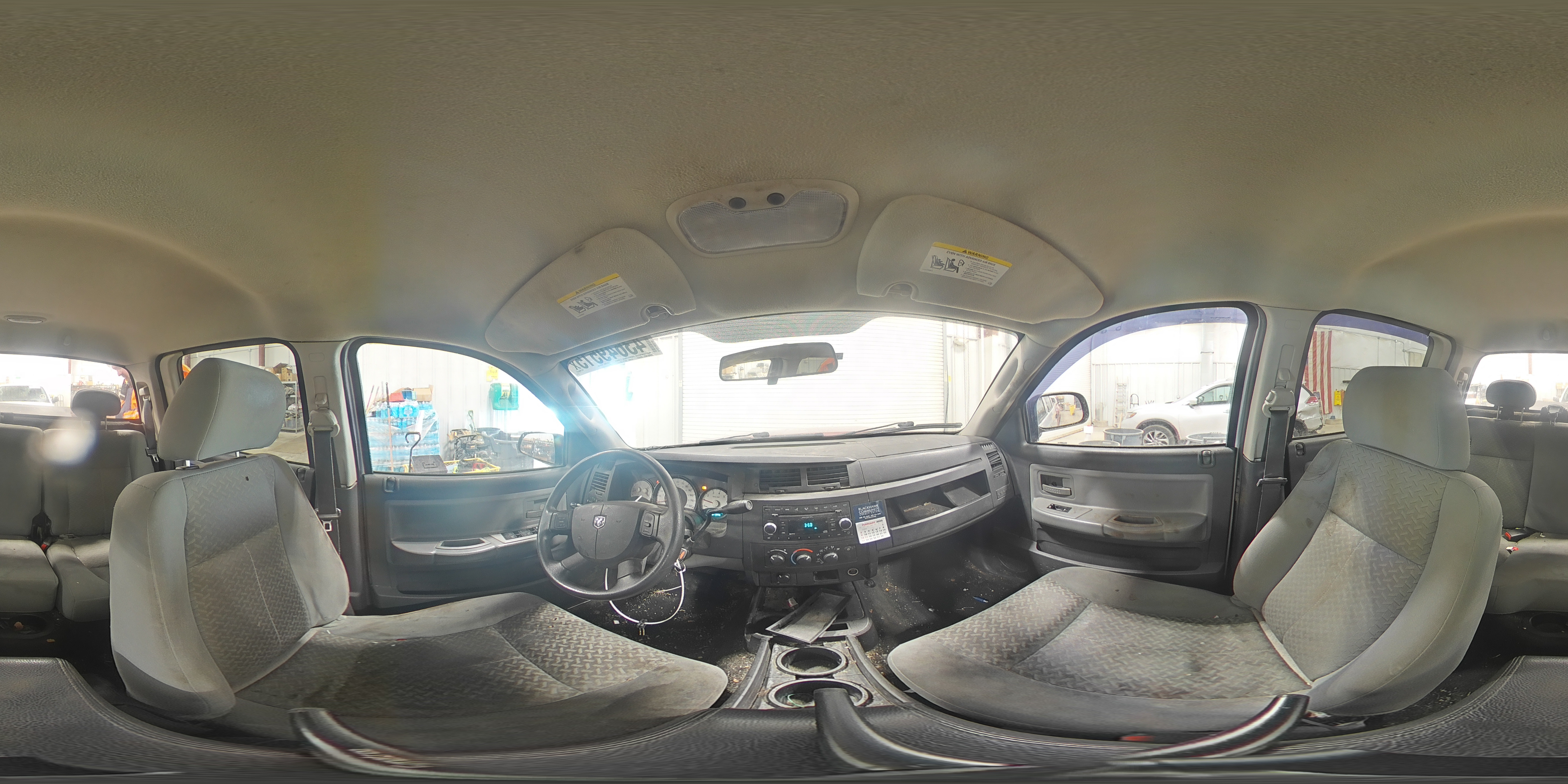 2008 Dodge Dakota - Image 13