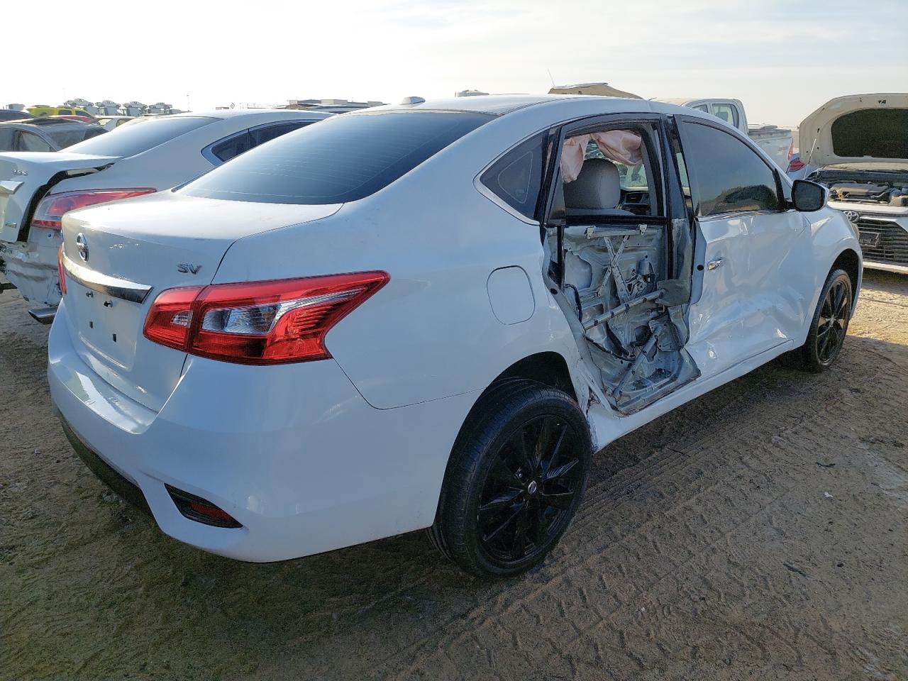 3N1AB7APXGY305768 - 2016 Nissan Sentra - #43880745