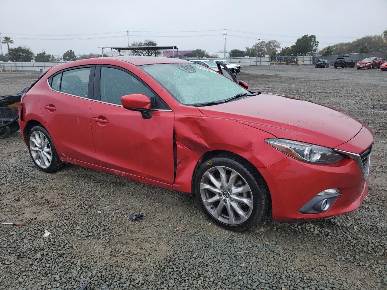 2015 Mazda 3 - Image 4