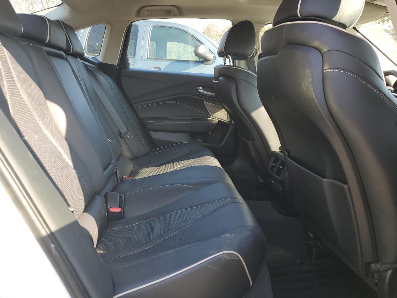 2021 Acura TLX - Image 10