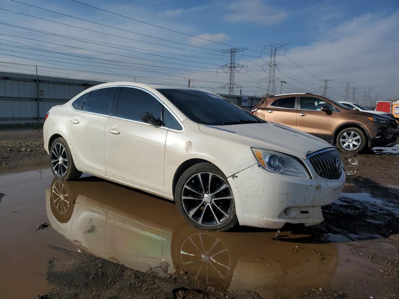 2016 Buick Verano - Image 4