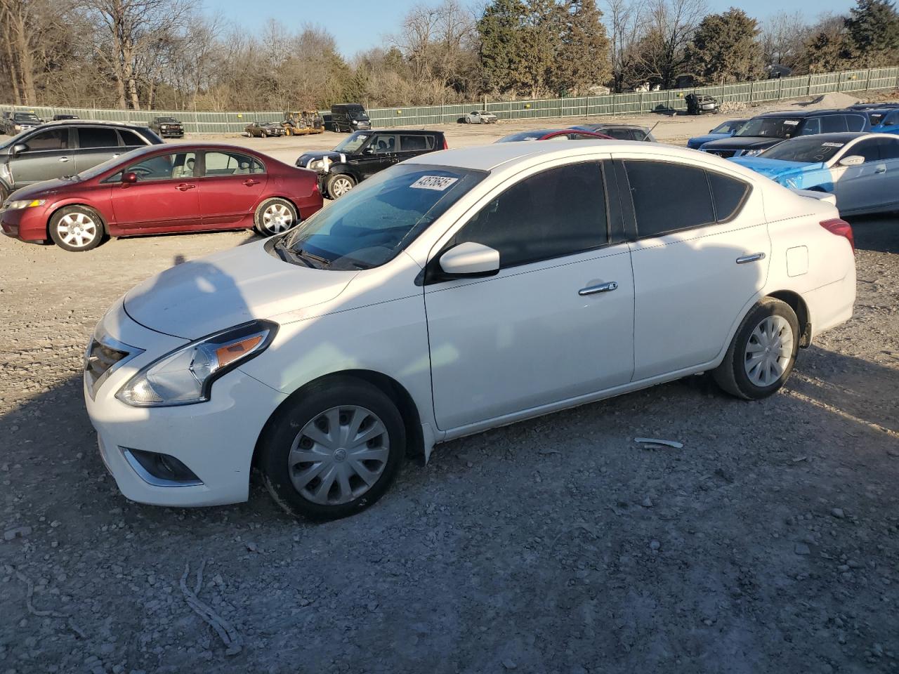 2015 Nissan Versa - Image 1