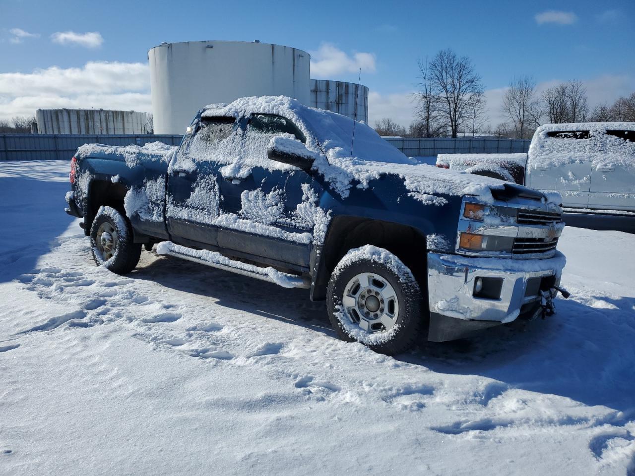 2018 Chevrolet Silverado - Image 4