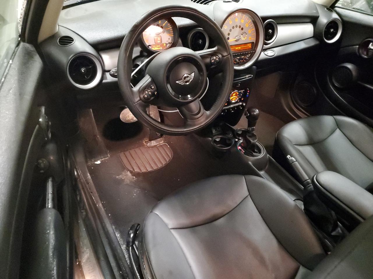 2014 MINI Cooper - Image 8