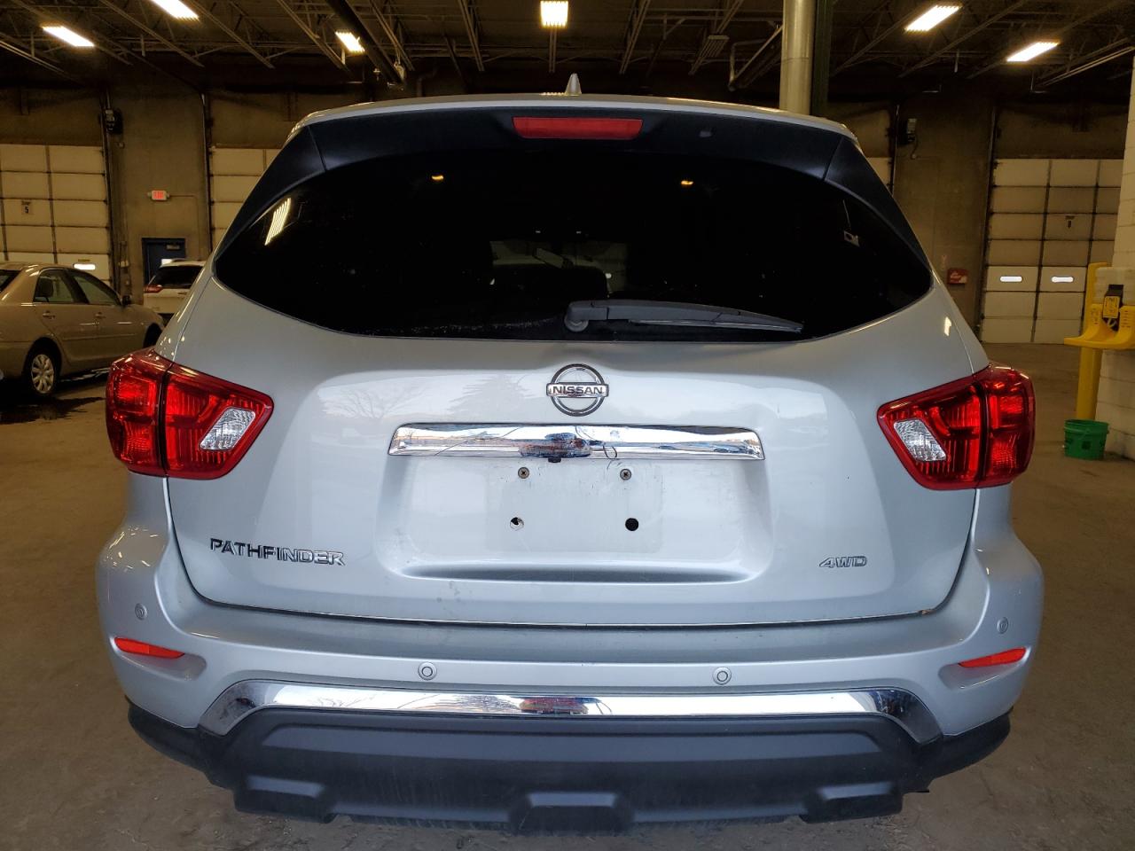 2020 Nissan Pathfinder - Image 6