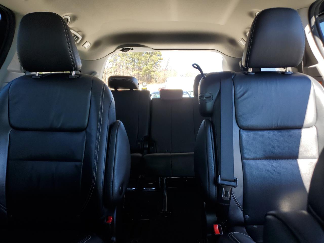 2018 Toyota Sienna - Image 10