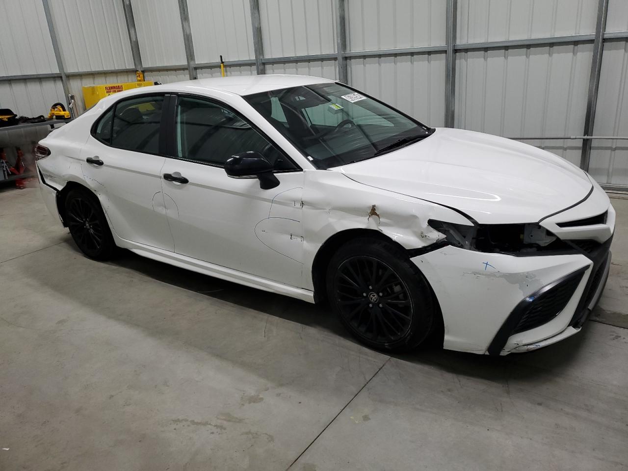 2022 Toyota Camry - Image 4