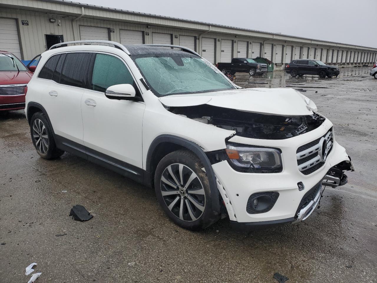2020 Mercedes-Benz GLB - Image 4