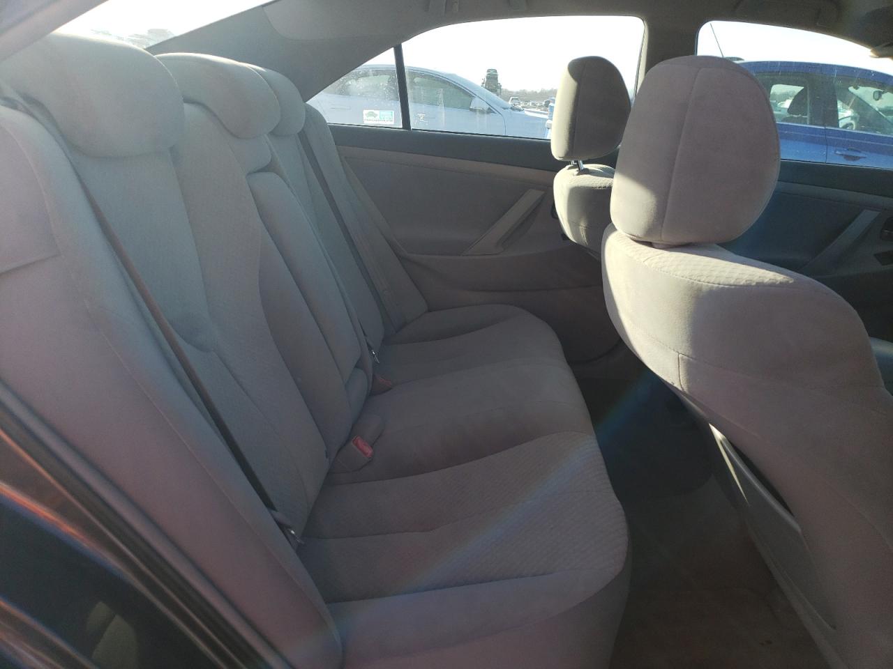 2009 Toyota Camry - Image 10