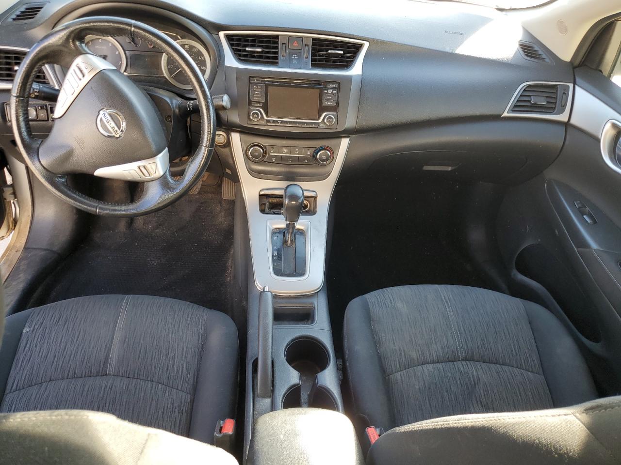2015 Nissan Sentra - Image 8