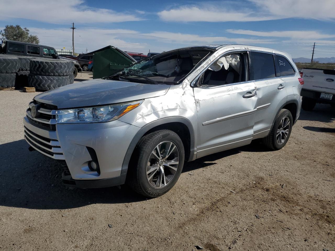 5TDZZRFH9JS258904 TOYOTA HIGHLANDER 2018