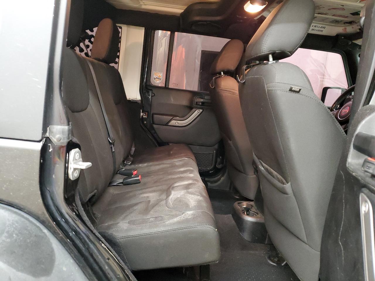 2014 Jeep Wrangler - Image 11