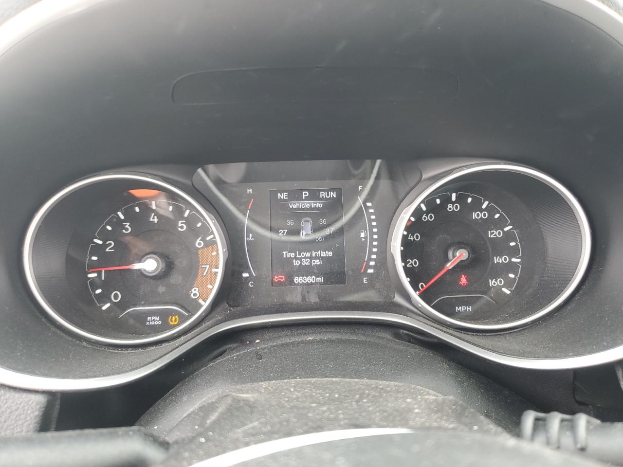 3c4njcbb3jt420682 3C4NJCBB3JT420682 2018 Jeep Compass Latitude